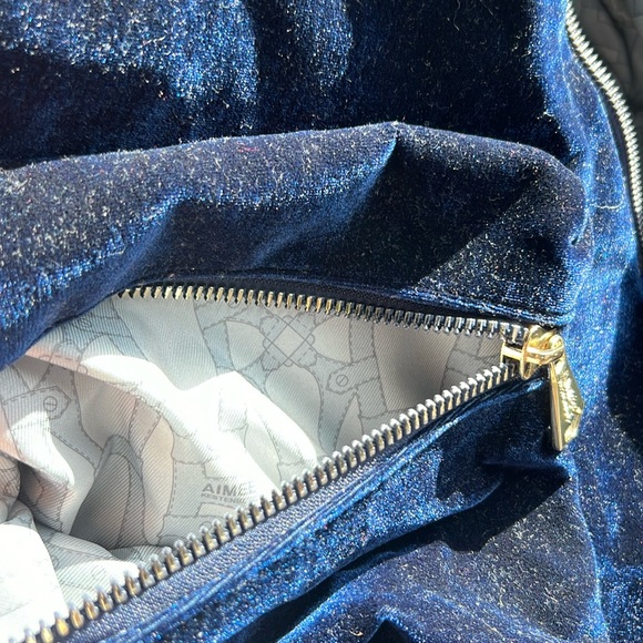 Aimee Kestenberg ~ Velvet Woodside Royal Blue ~ Backpack purse! - Picture 8 of 17